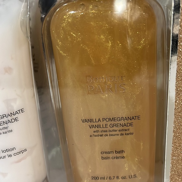 Bath and Bodyworks banjour Paris - Picture 7 of 11